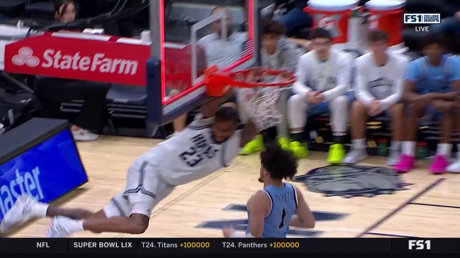 Jordan Burks slams a buzzer-beating dunk to give Georgetown a 35-22 halftime lead over Mount St. Mary's