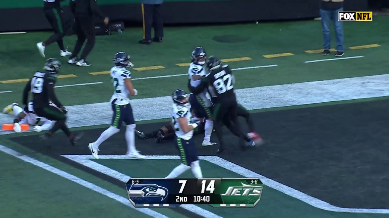 Kene Nwangwu returns kickoff 99-yards for a TD extending Jets' lead over Seahawks