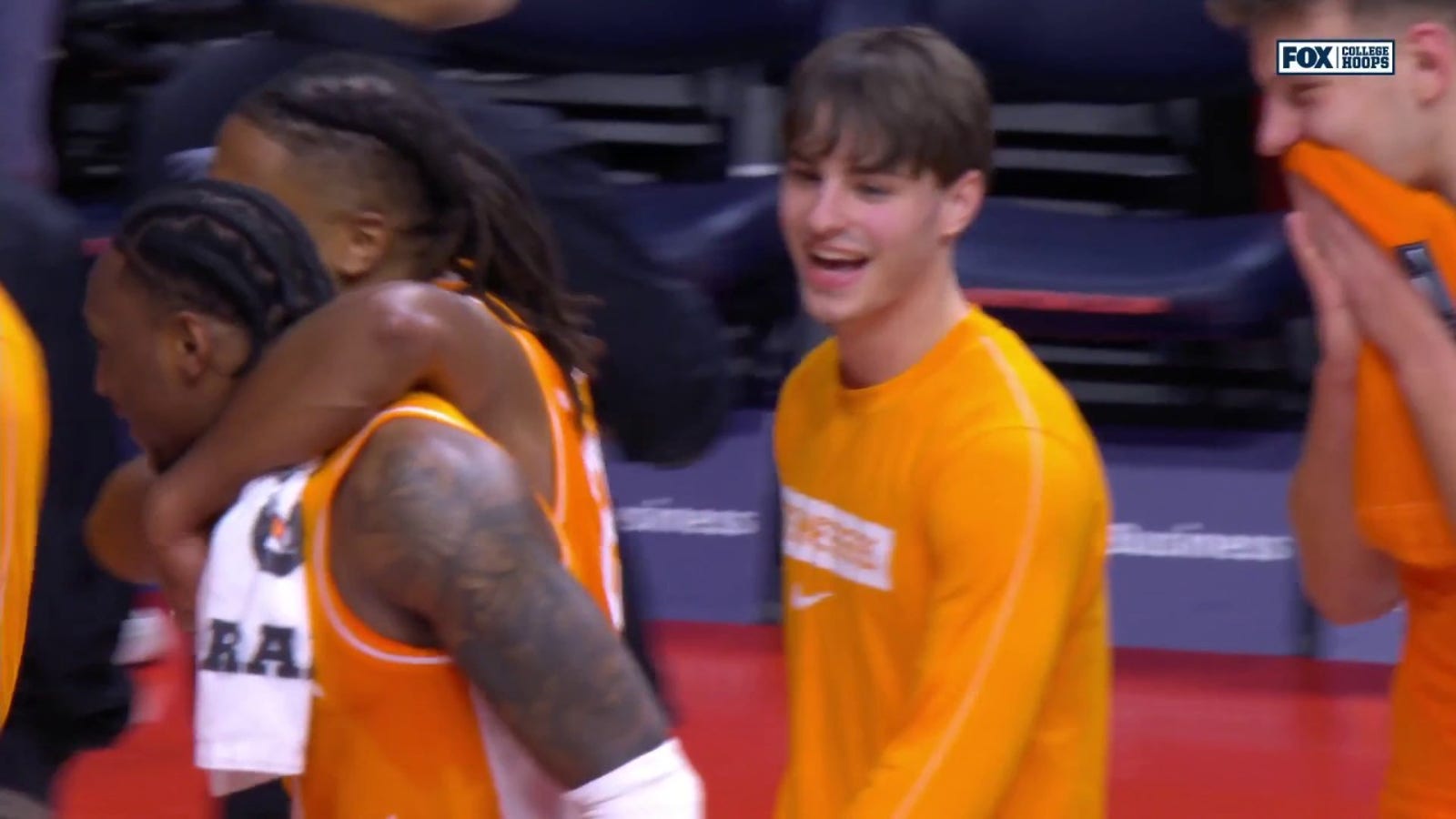 Jordan Gainey's coast-to-coast game-winner secures Tennessee's win