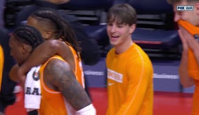 Jordan Gainey's coast-to-coast game-winner secures No. 1 Tennessee's 66-64 win over Illinois