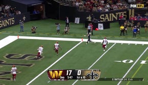 Saints' Alvin Kamara makes a RIDICULOUS one-handed catch for a TD off a double pass vs. Commanders | NFL Highlights