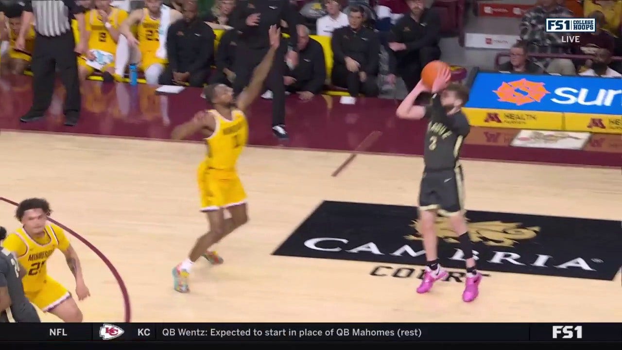 Braden Smith drains a deep 3-pointer giving Purdue the lead over Minnesota