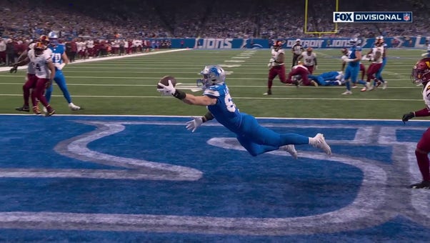 Sam LaPorta makes RIDICULOUS one-handed catch for a TD, giving Lions lead vs. Commanders | NFL Highlights