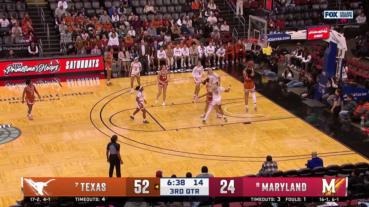 Texas' Madison Booker & Aaliyah Moore connect on an alley-oop to extend lead against Maryland