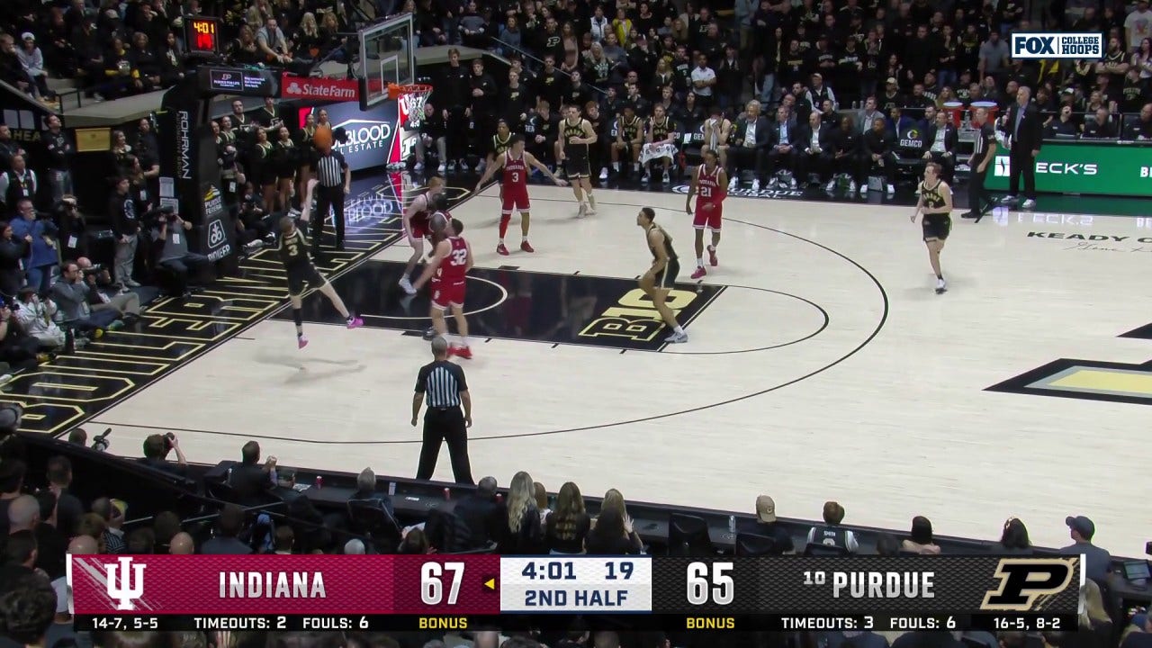 Braden Smith knocks down TOUGH jump shot to help Purdue even score against Indiana