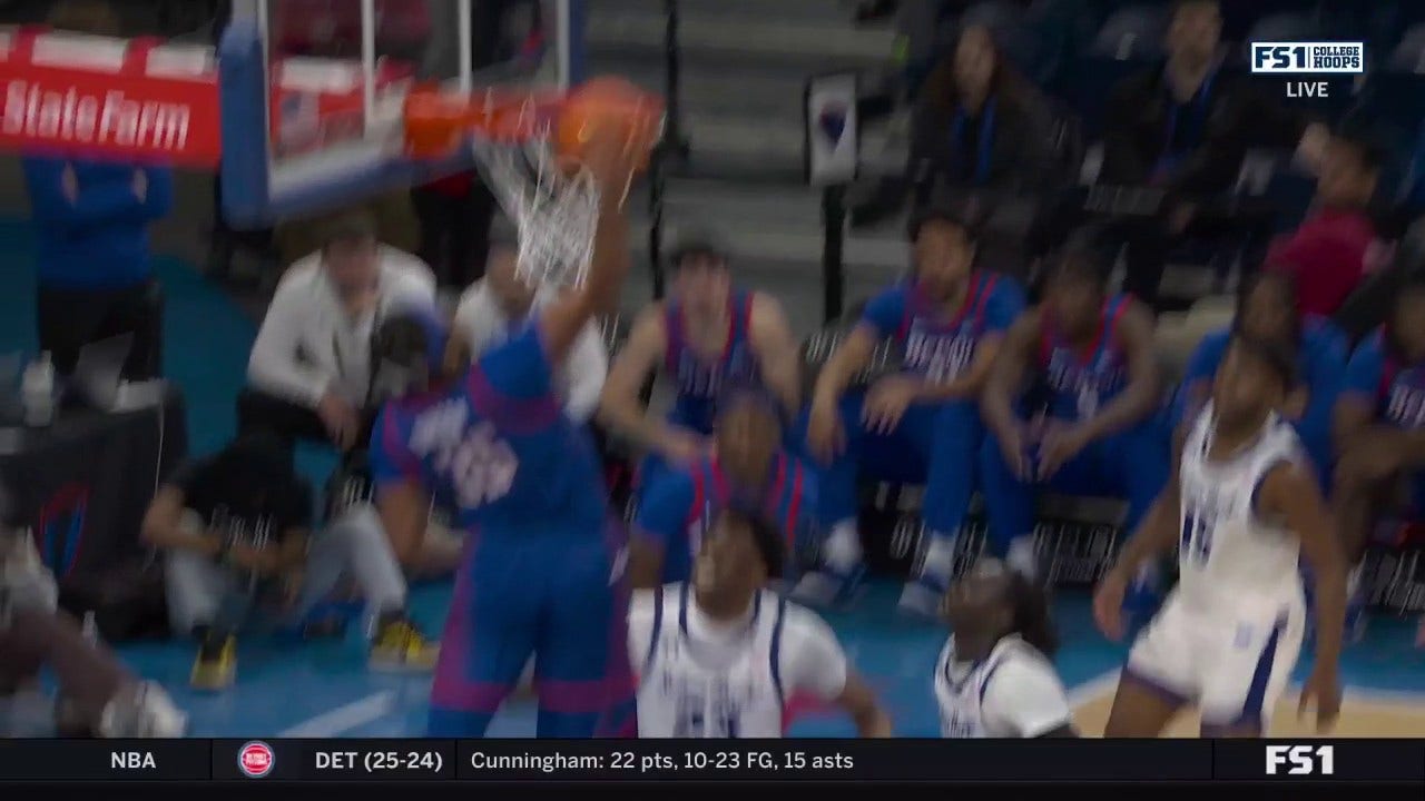 DePaul's NJ Benson throws down one-handed alley-oop dunk to extend lead against Seton Hall