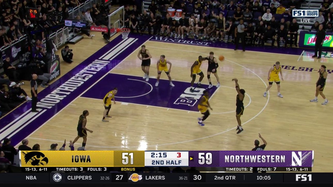 Northwestern's Justin Mullins makes 3-pointer to seal win against Iowa