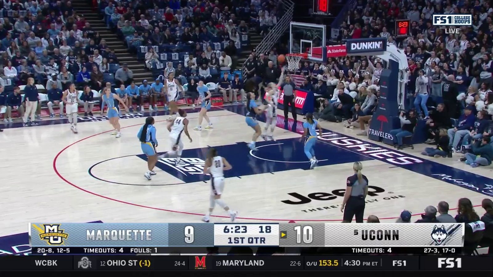 Paige Bueckers finishes tough scoop lay-up, extending UConn's lead over Marquette