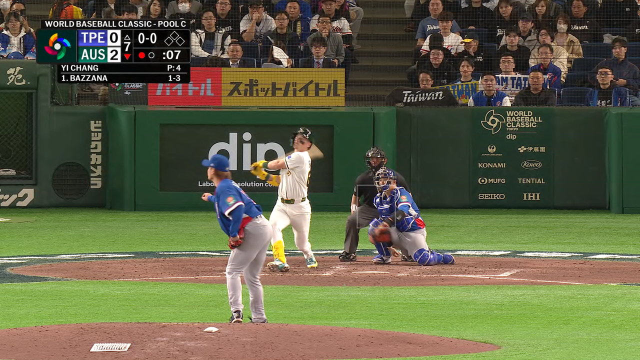 Australia's Travis Bazzana hits homer, extending lead over Chinese Taipei