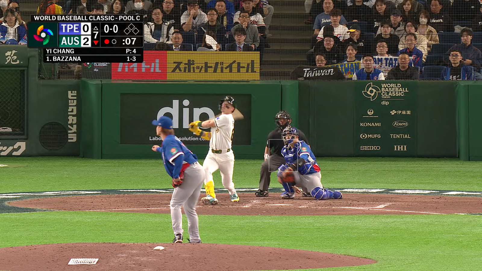 Australia's Travis Bazzana hits homer, extending lead over Chinese Taipei