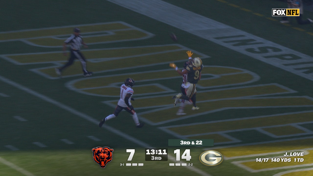 Jordan Love links up with Christian Watson for a 53-yard TD, extending Packers' lead over Bears | NFL Highlights