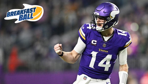 Should the VIkings panic ahead of their matchup with the Rams? | Breakfast Ball