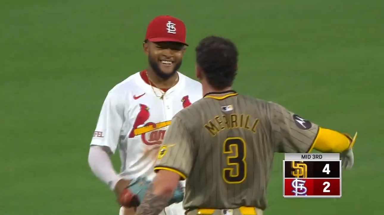 Padres' Jackson Merrill gets robbed of extra bases by Cardinals' Victor Scott II, shows appreciation after play