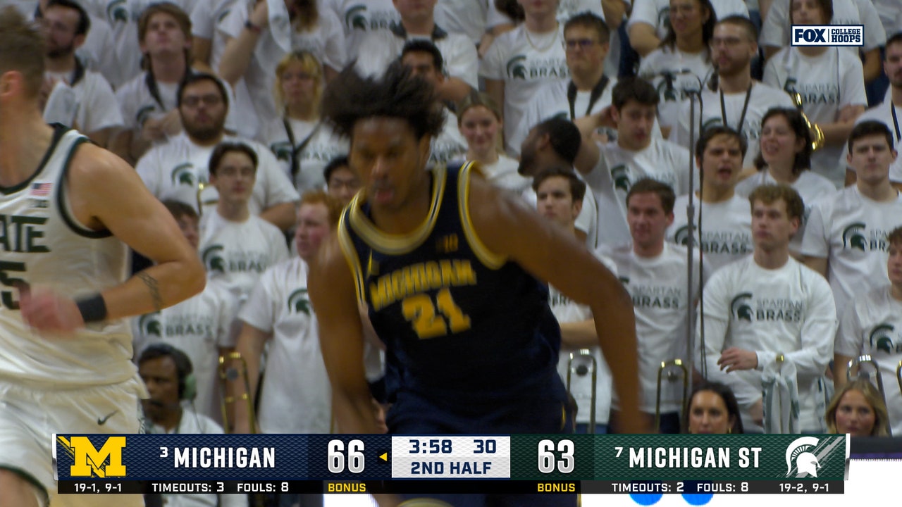 Morez Johnson Jr. throws down STRONG poster, extending Michigan's lead over Michigan State
