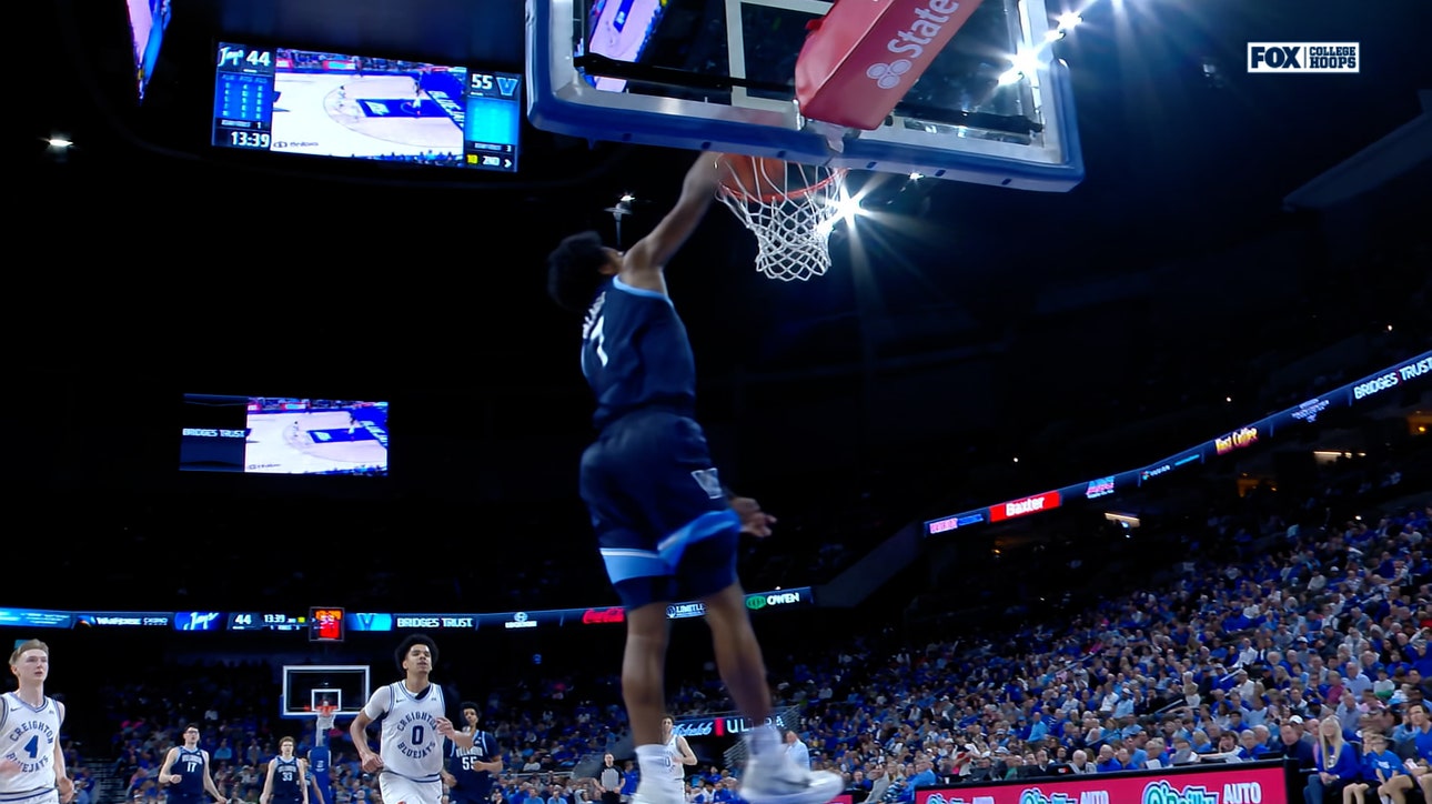 Malachi Palmer steals and finishes TOUGH fastbreak dunk, extending Villanova's lead over Creighton
