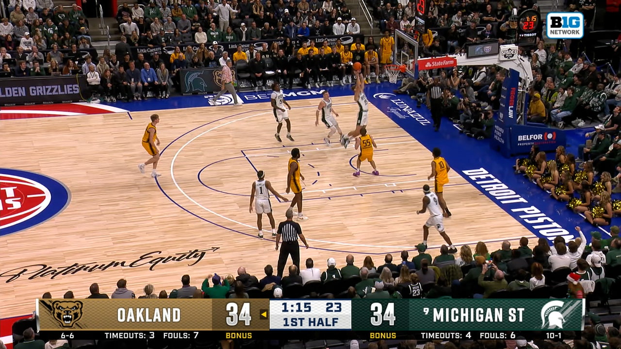 Michigan State's Carson Cooper throws down alley-oop, taking lead against Oakland