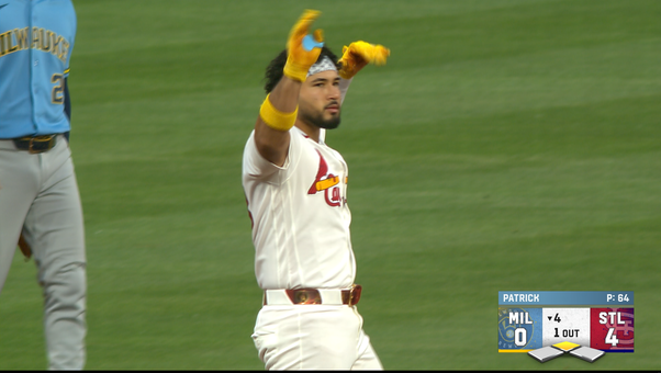 Cardinals' Iván Herrera hits bases clearing three-run double, extending lead over Brewers