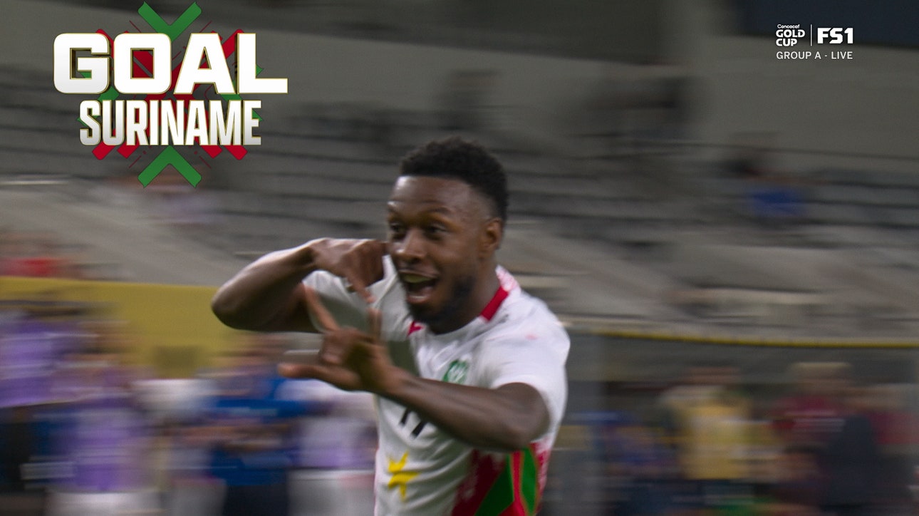Shaquille Pinas scores on PK after handball by Costa Rica, giving Suriname 3-2 lead