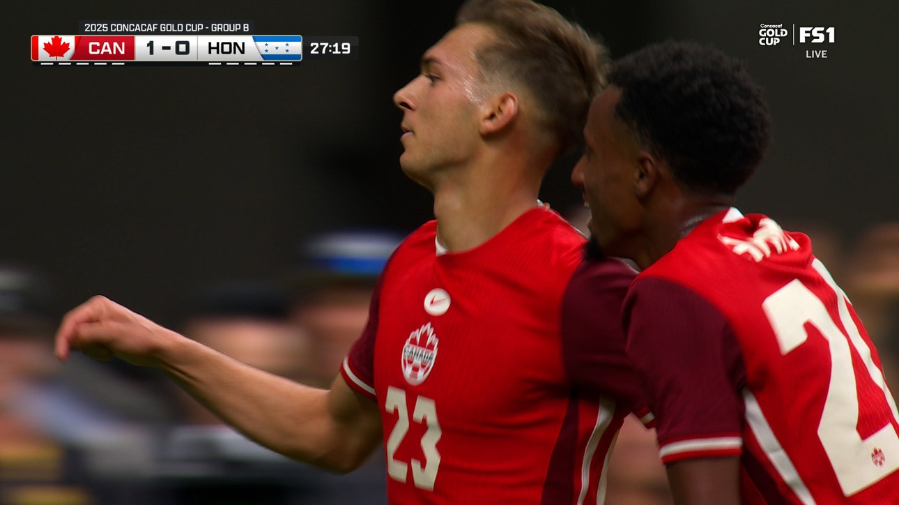 Niko Sigur scores a beautiful goal to give Canada a 1-0 lead over Honduras 