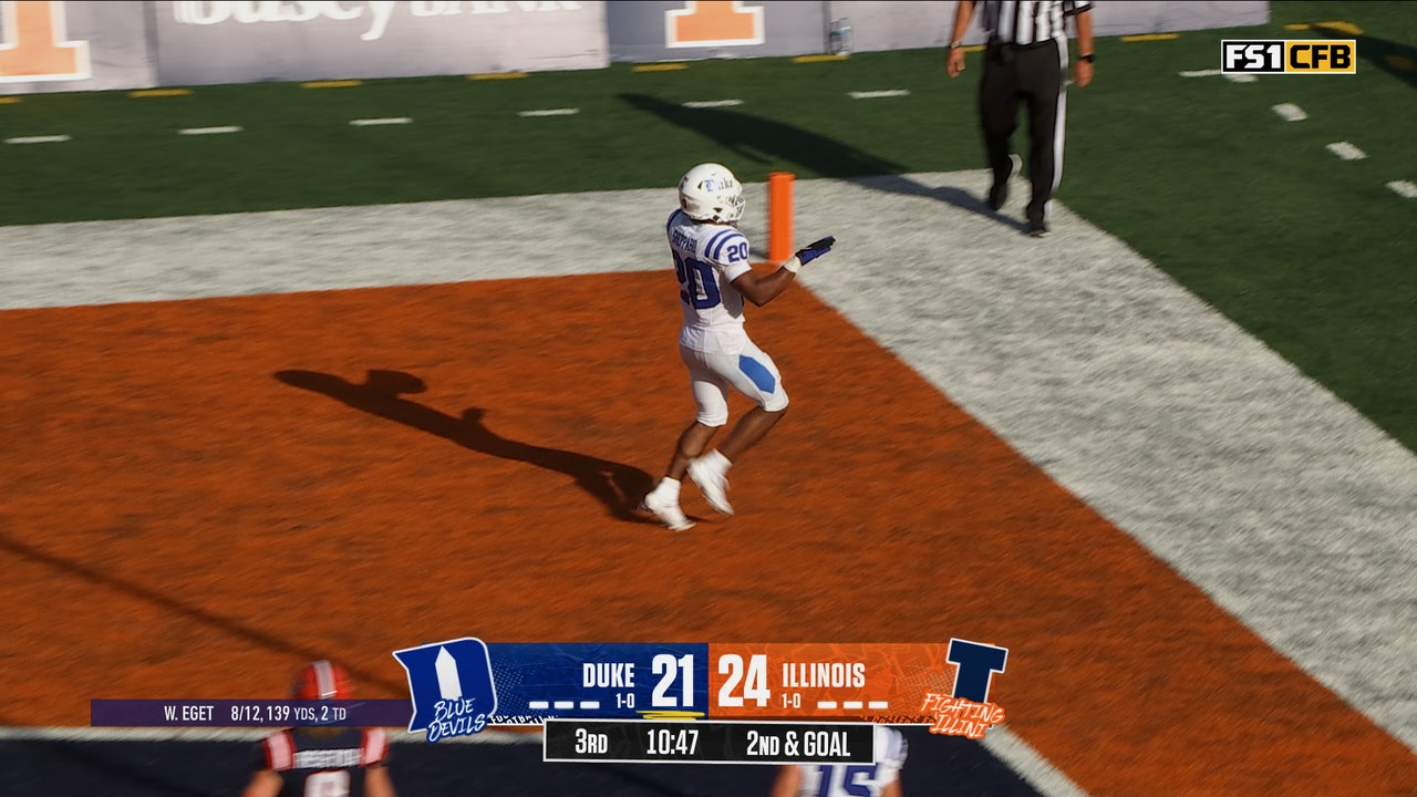 Walker Eget connects with Nate Sheppard for 3-yard TD, giving Duke lead over Illinois