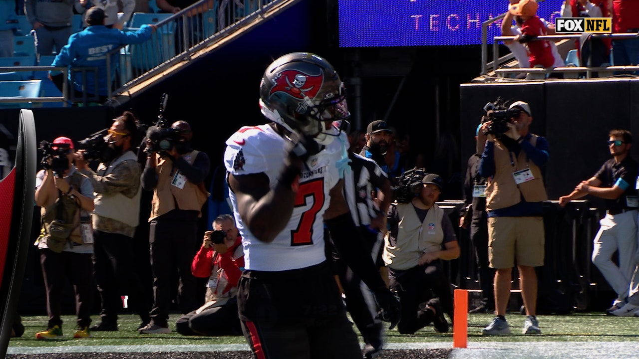 Bucky Irving rushes for 4-yard TD, giving Bucs early lead vs Panthers | NFL Highlights