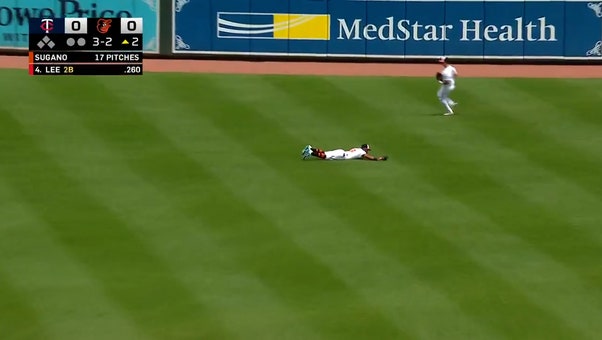 Orioles' Cedric Mullins makes an incredible diving catch vs. Twins