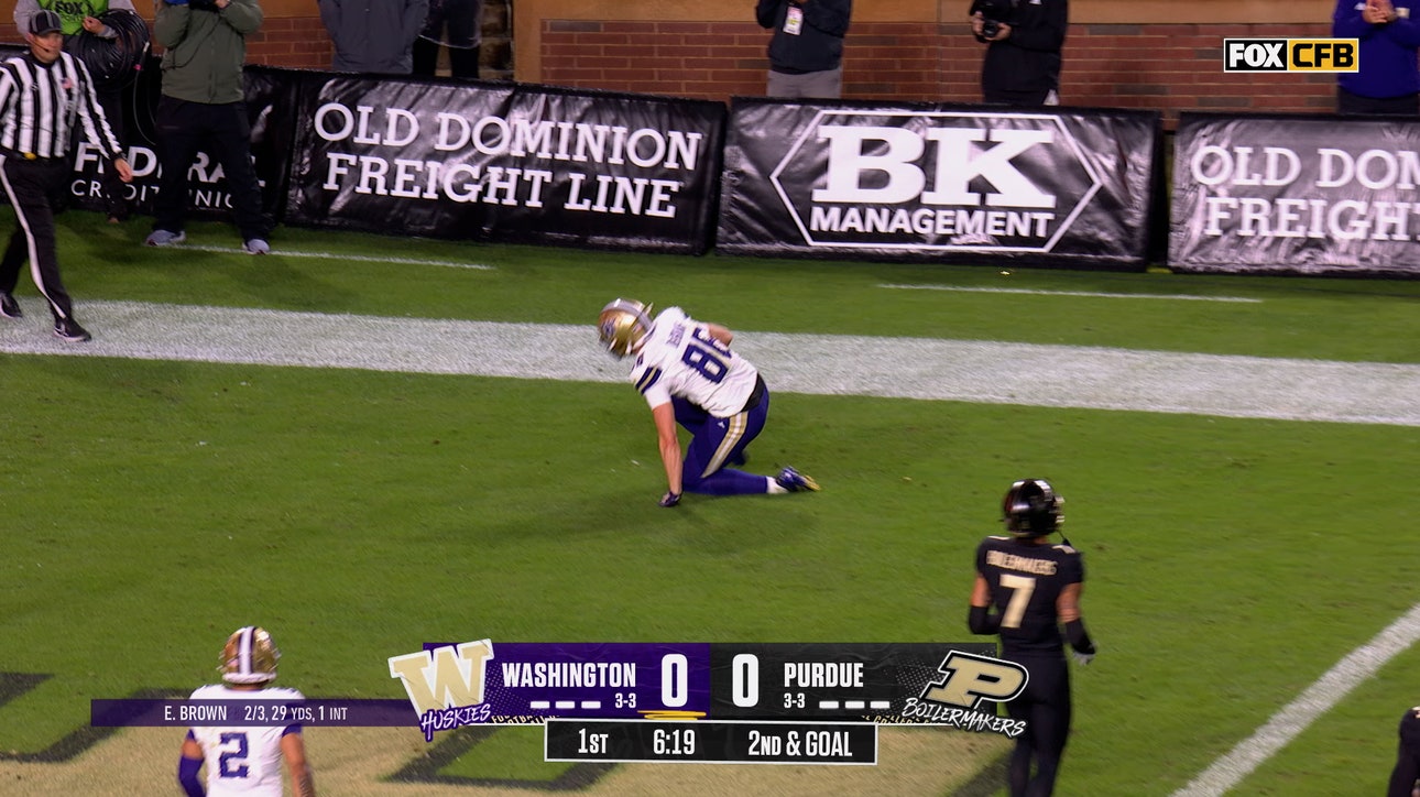 Elijah Brown finds Decker DeGraaf for 2-yard TD, giving Washington lead over Purdue