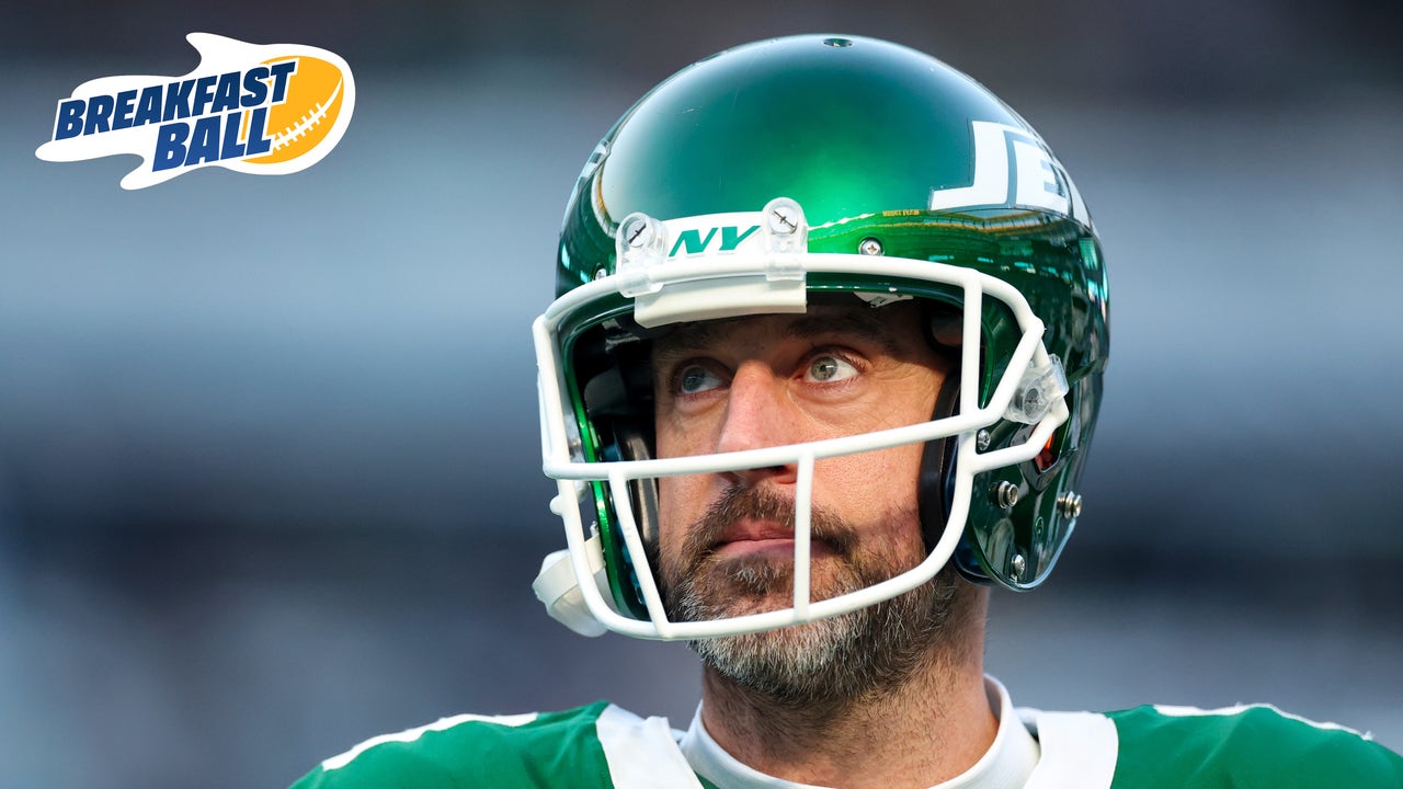Do the Vikings need Aaron Rodgers? | Breakfast Ball