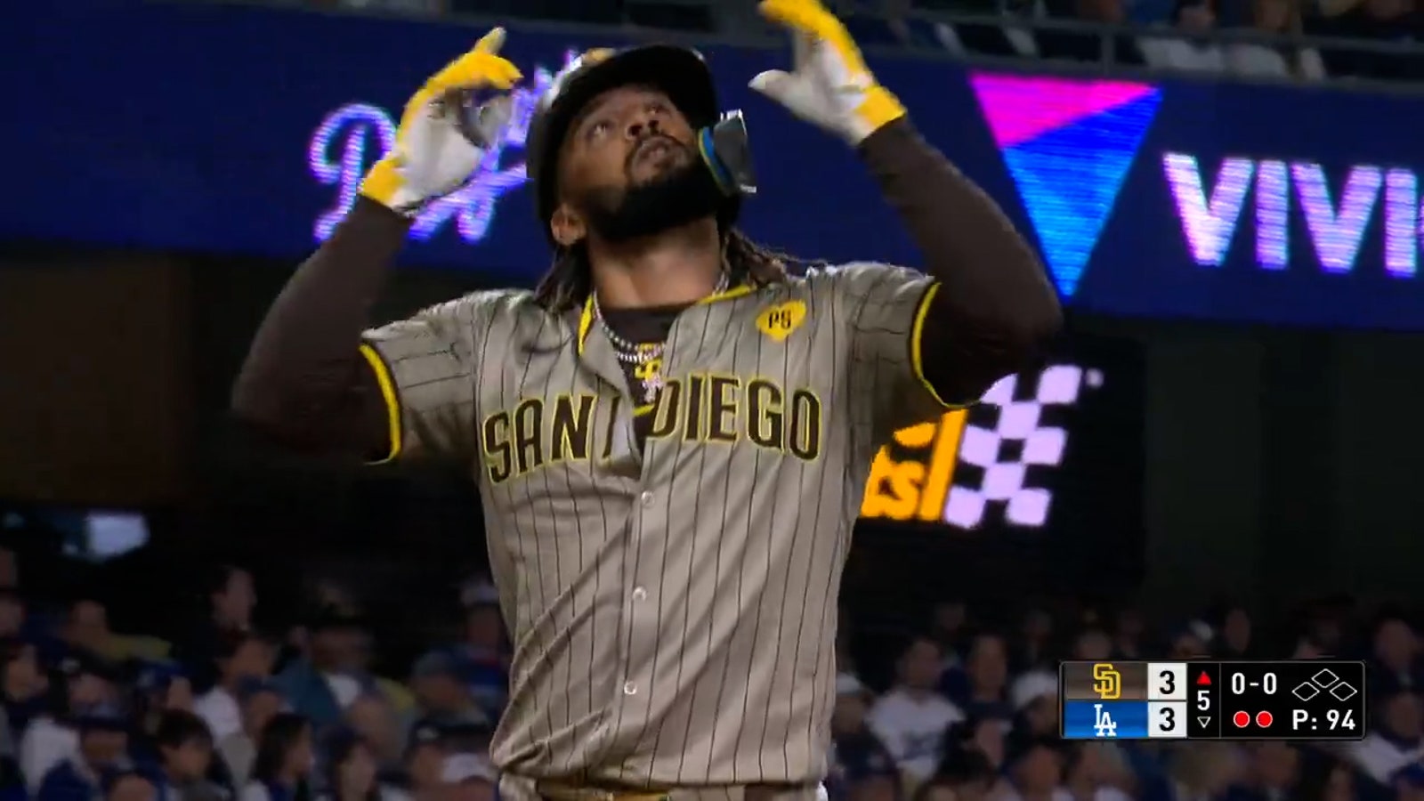 Padres' Fernando Tatis hits a solo home run to even the score at 3-3 against Dodgers