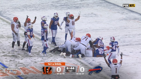 Chase Brown rushes for five-yard TD, giving Bengals early lead over Bills | NFL Highlights