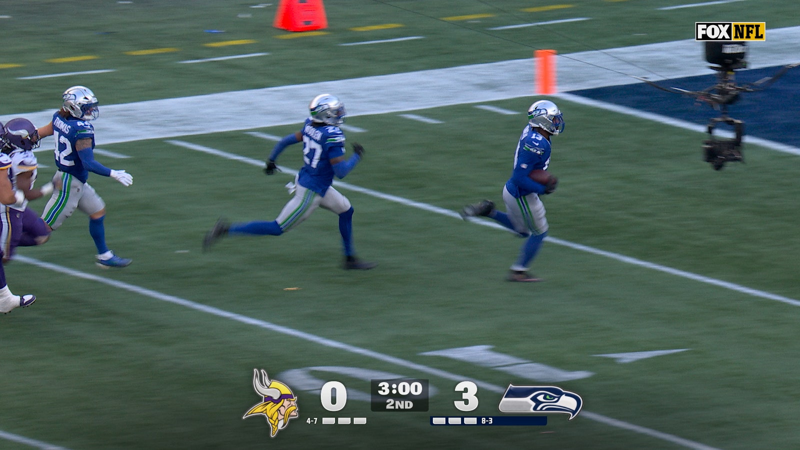 Ernest Jones returns 84-yard pick-six to give Seahawks early lead vs. Vikings | NFL Highlights