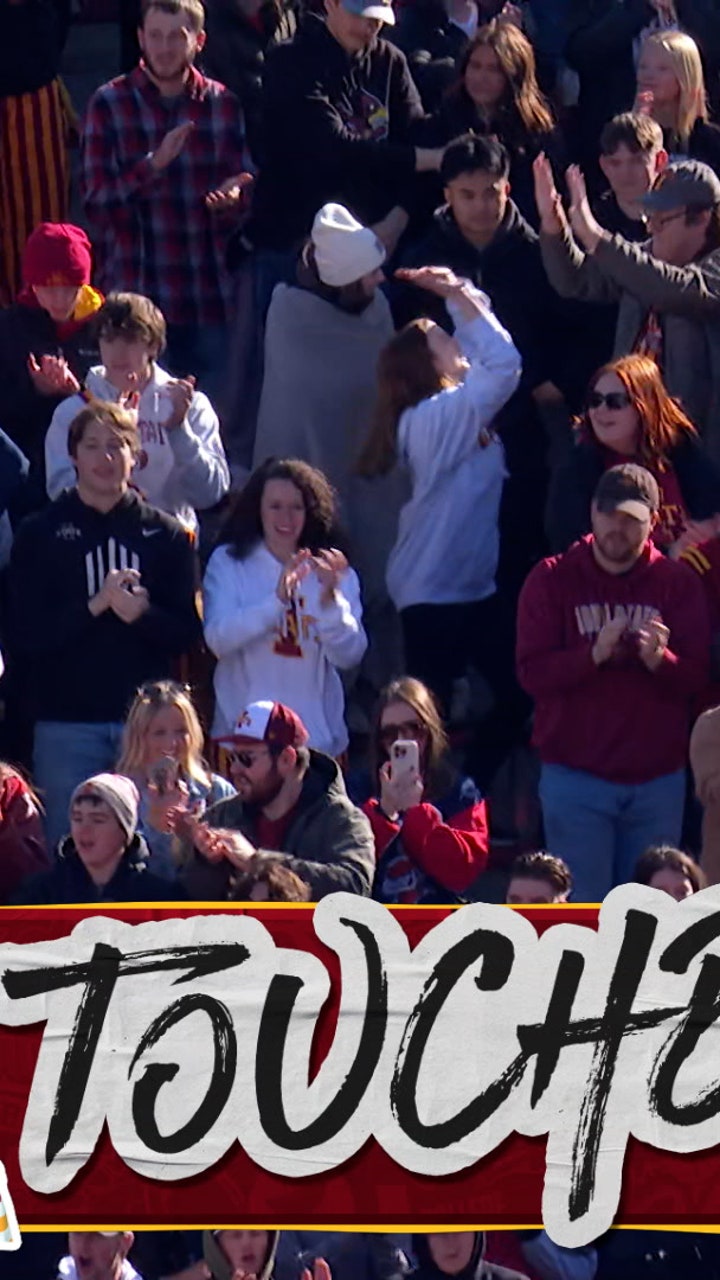 Rocco Becht connects with Brett Eskildsen for nine-yard TD, giving Iowa State the lead over Kansas