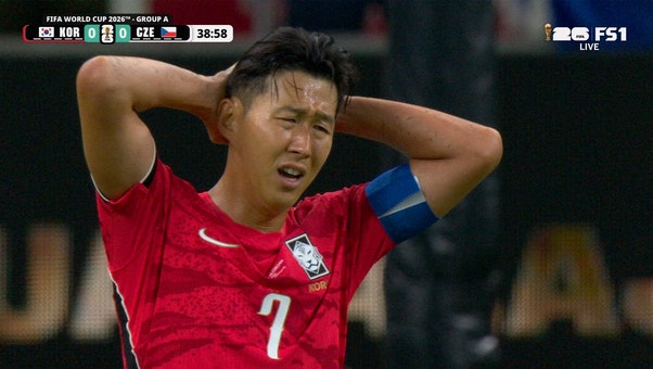 South Korea's Son Heung-min misses two chances before halftime against Czechia | 2026 FIFA World Cup™