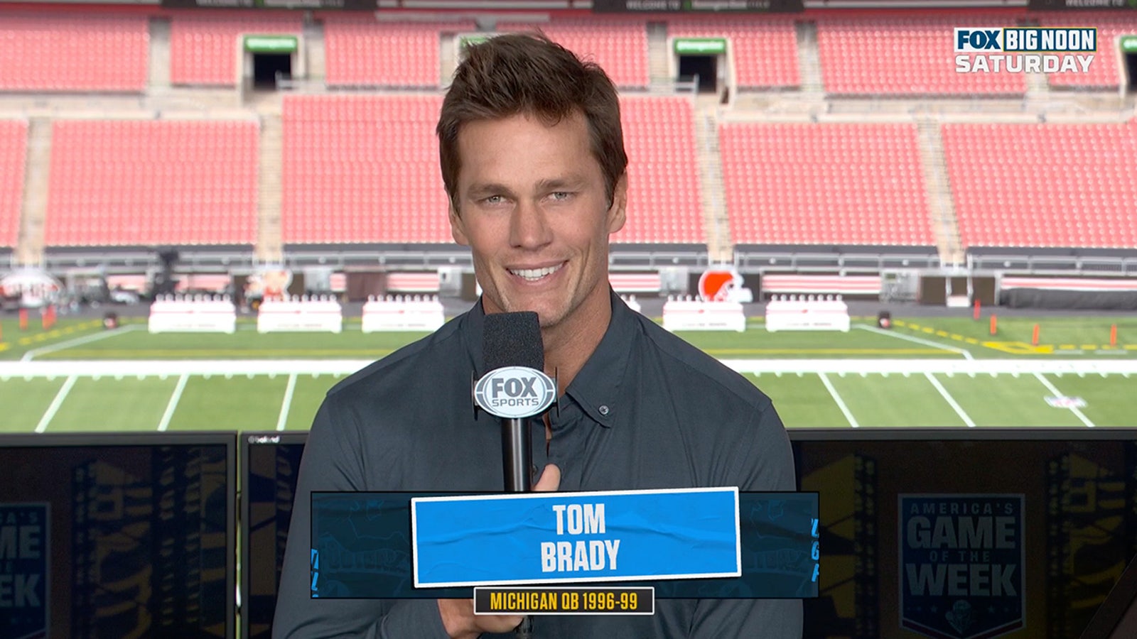 Tom Brady previews booth debut with Cowboys-Browns