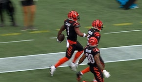 Ja'Marr Chase breaks multiple tackles to score 63-yard touchdown to give Bengals 14-7 lead over Panthers