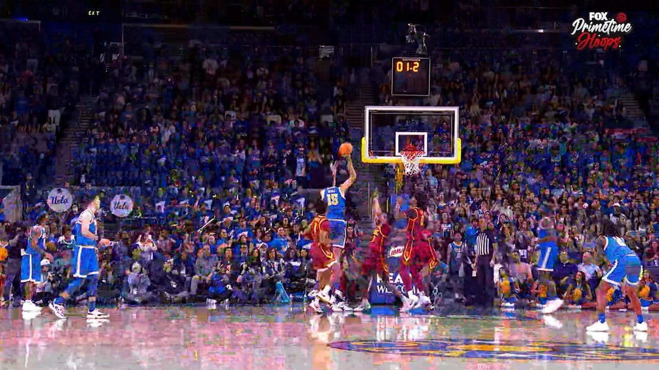  Aday Mara shows off his elite post moves to help UCLA finish first half strong vs. USC 