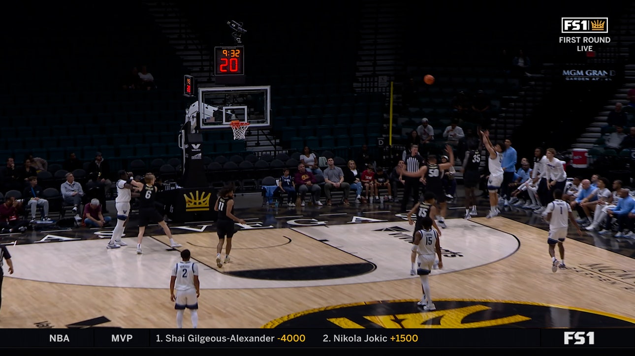 Villanova's Tyler Perkins knocks down tough and-1 3-pointer to help extend lead over Colorado