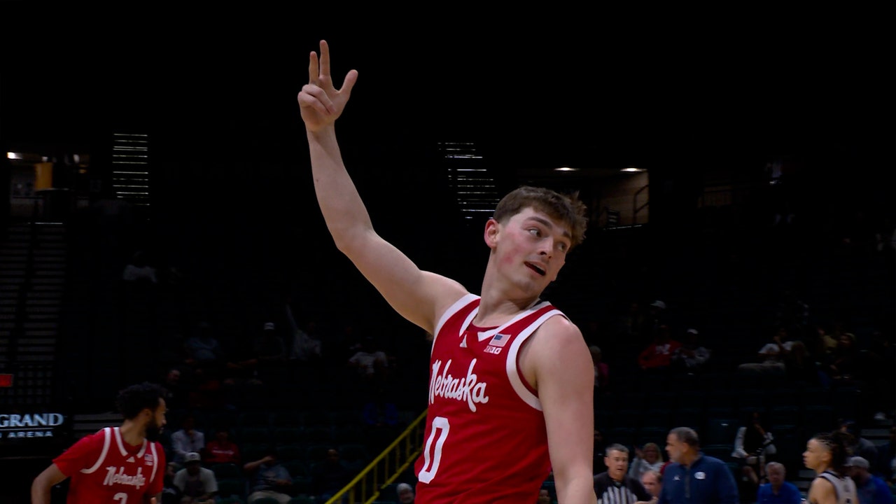 Nebraska's Connor Essegian splashes 3-pointer to extend lead against Georgetown
