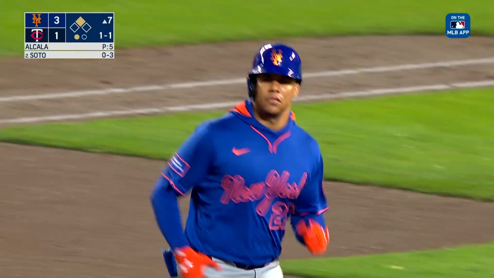 Juan Soto CRUSHES a two-run homer to give Mets a 5-1 lead over Twins