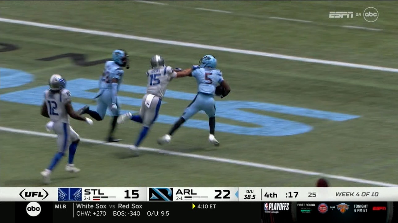 Ajene Harris picks off Max Duggan and takes it 102 yards for a touchdown in Renegades' win over Battlehawks