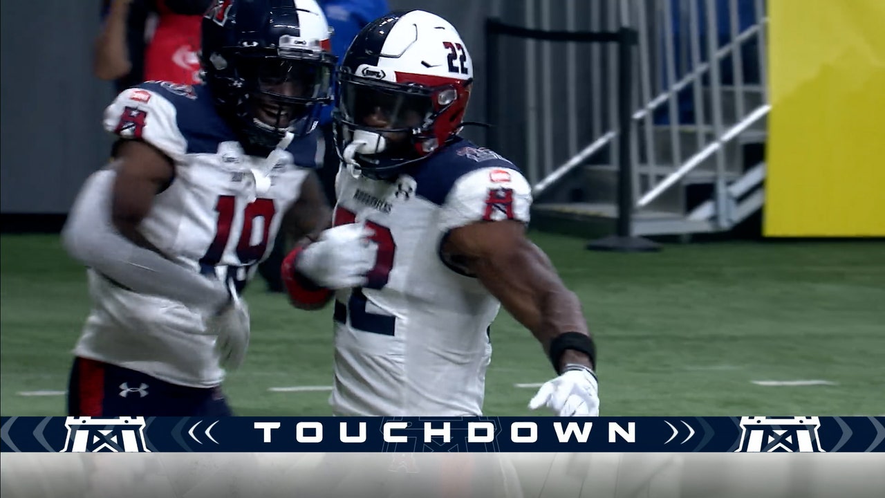 Kirk Merritt breaks loose on a 21-yard touchdown rush, extending Roughnecks' lead