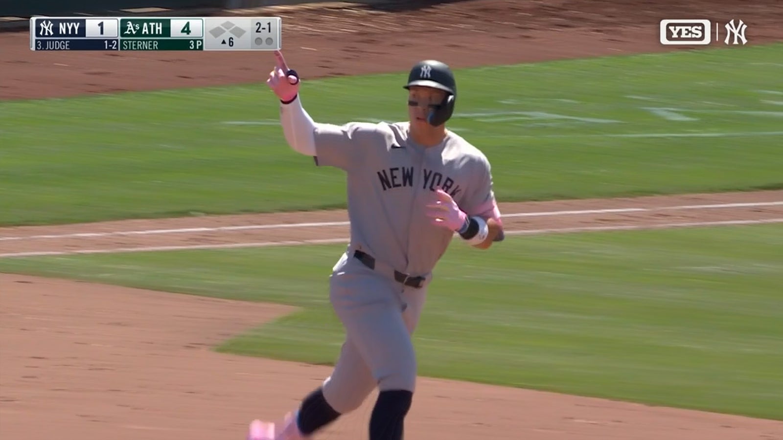 Aaron Judge hits second HR of game to trim Yankees' deficit vs. Athletics 
