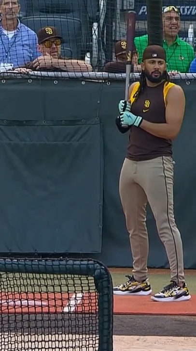 Padres' Fernando Tatis Jr. hits walk-off home run vs. Angels 