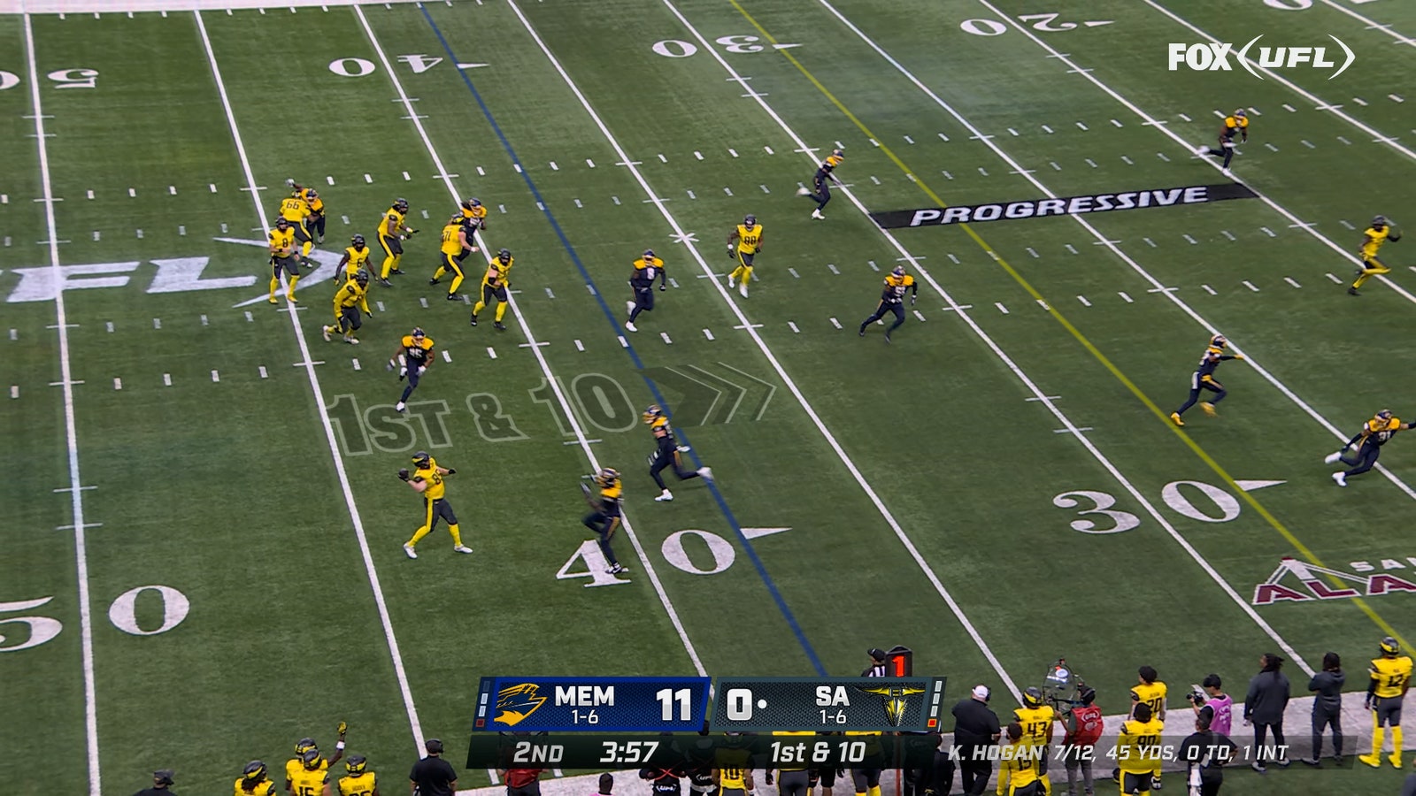 Brahmas TE Steven Stilianos finds Dee Anderson for a 38-yard TD vs. Showboats 