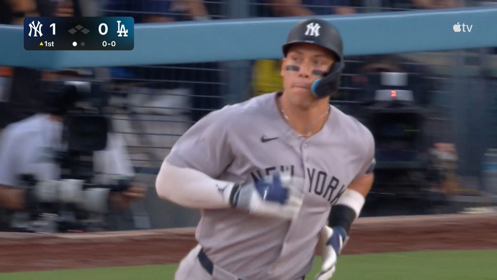 Aaron Judge crushes HR to get Yankees on board vs. Dodgers