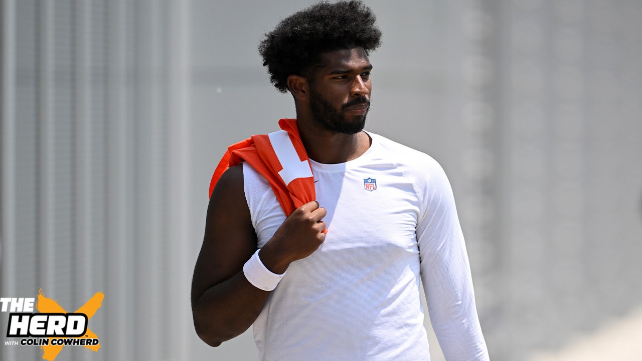 Shedeur Sanders shines early, but still no first-team reps — Could he still start as a rookie? | The Herd