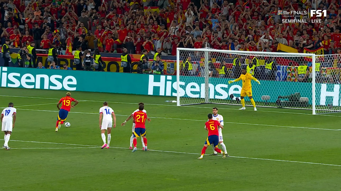 Lamine Yamal's clinical finish helps Spain extend lead over France