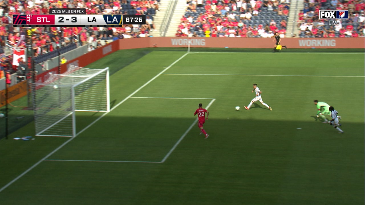 Gabriel Pec dribbles past St. Louis, bags brilliant goal to help L.A. Galaxy grab lead