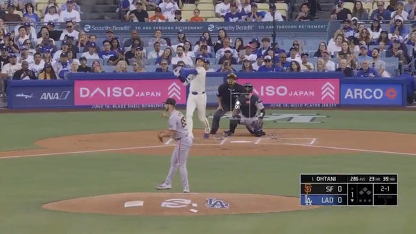 Dodgers' Shohei Ohtani crushes leadoff homer vs. Giants