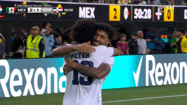 Dominican Republic's Peter Gonzalez scores vs. Mexico